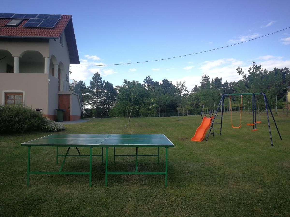 Bottyahat Guesthouse Rezi Luaran gambar