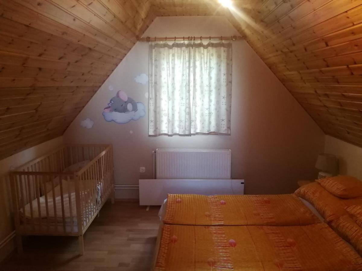 Bottyahat Guesthouse Rezi Luaran gambar